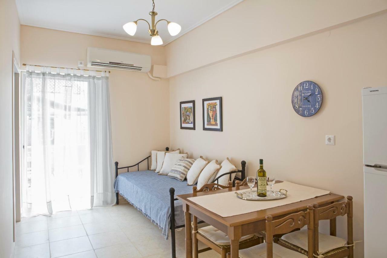 Remezzo Apartments Akrogiali Exterior photo